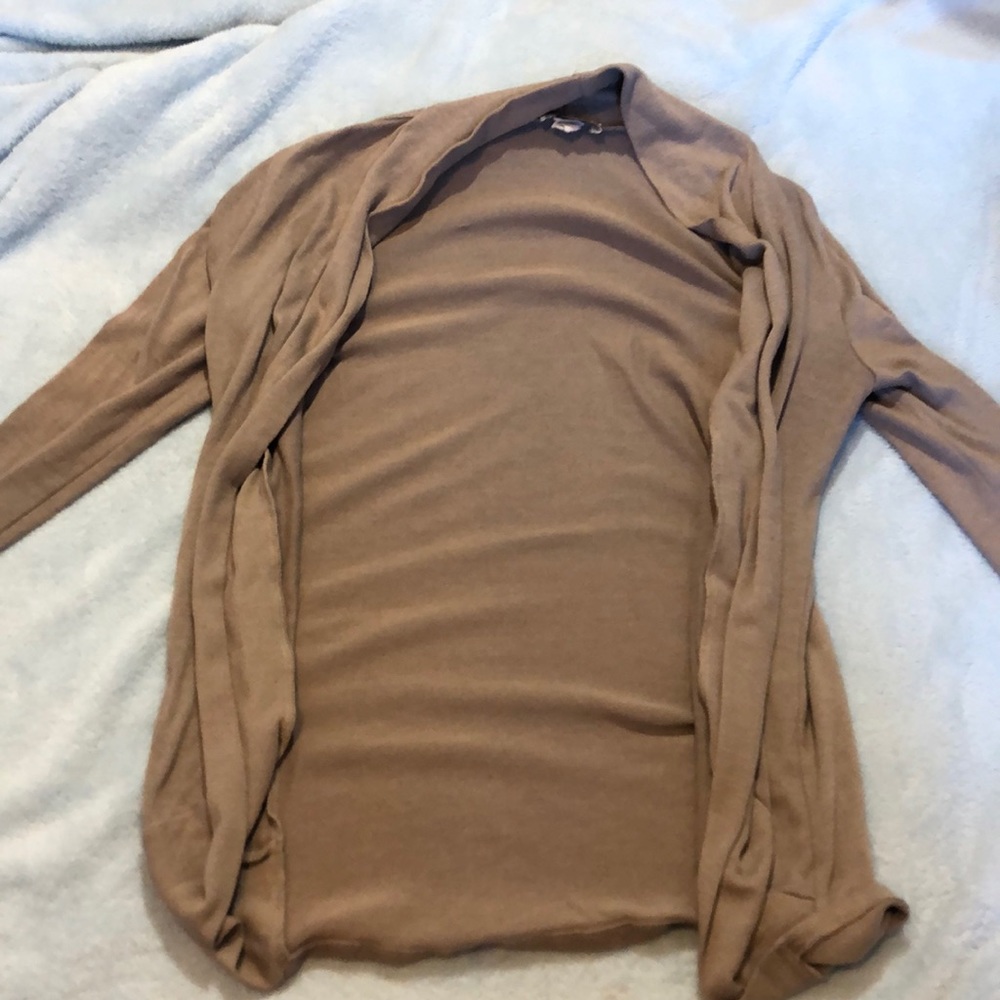 Light gray beautiful throw over!